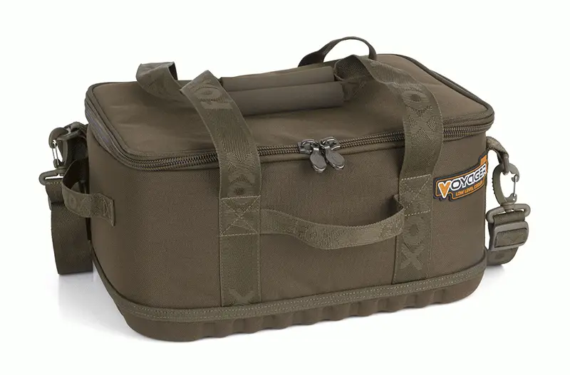 Geanta Termoizolanta FOX Voyager® Low Level Cooler, 15x54x29cm Retur ușor