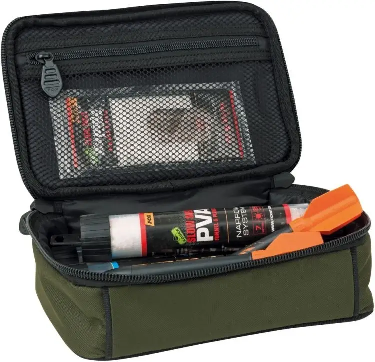 Ofertă exclusivă Geanta pentru Accesorii Fox R-Series, Large, 26.5x8x17cm