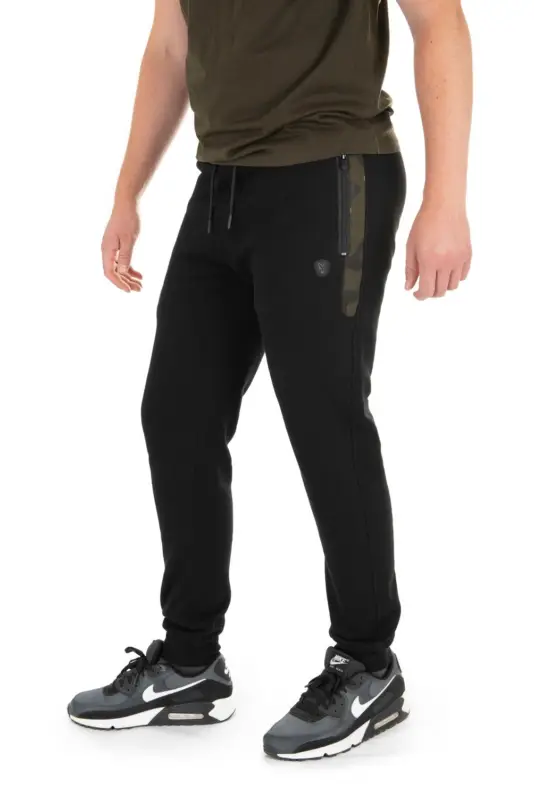 Pantaloni Lungi FOX Jogger, Black/Camo Lichidare de stoc
