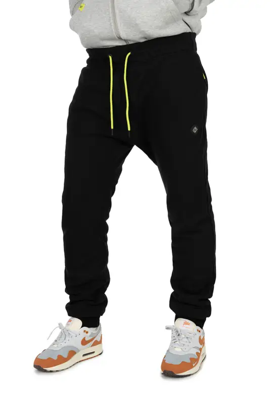 Pantaloni Lungi Matrix Sherpa Joggers Preț redus