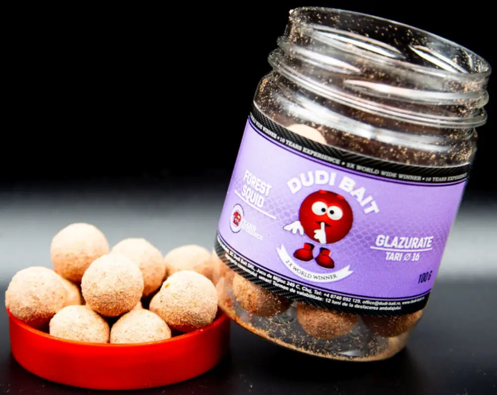 Ieftin Boilies Tare de Carlig Dudi Bait Forest Squid Glazurate Tari, Squid&Fructe de Padure, 100g, 20mm