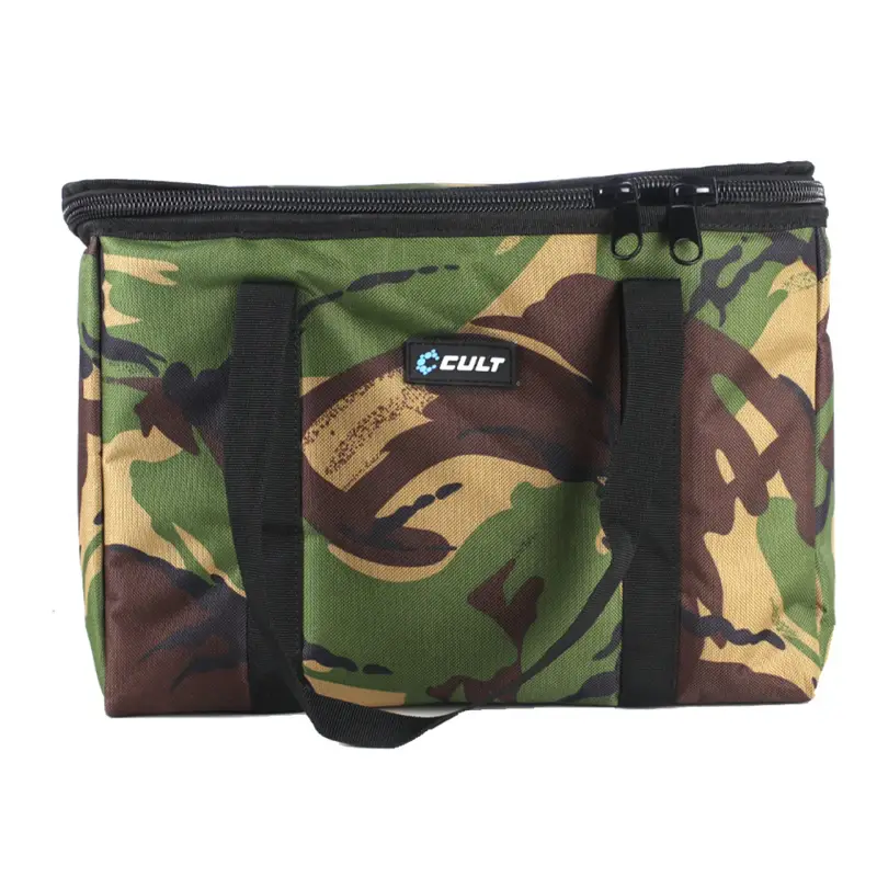 Promoție Geanta Termoizolanta Cult Tackle Pescuit DPM Camo Compact Coolbag, 33x23x23cm
