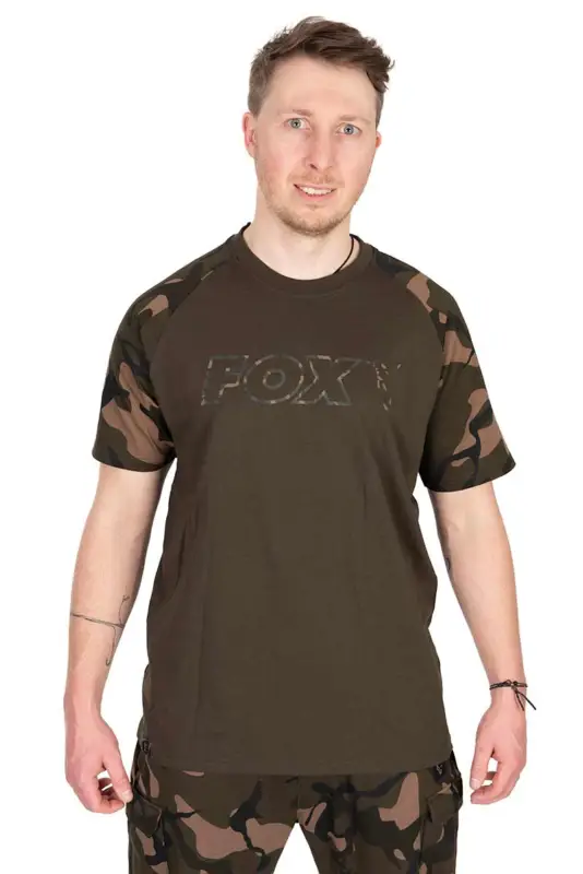 Tricou Pescuit Fox Khaki/Camo Outline T-Shirt Ofertă specială