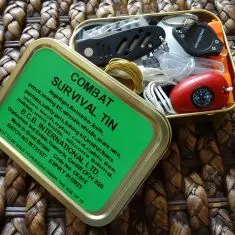 Combat Survival Tin Plată securizată