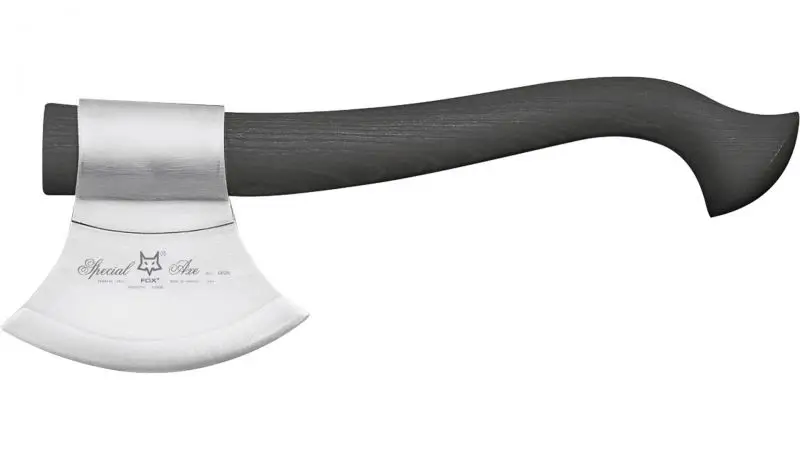 Disponibil imediat Scout Trekking Axe Black