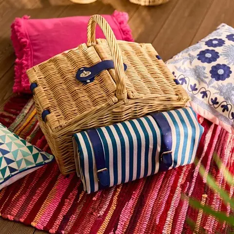 Cos de picnic 4 persoane Orlando, Homla, 40x28x20 cm, rachita/inox, natur Disponibil imediat