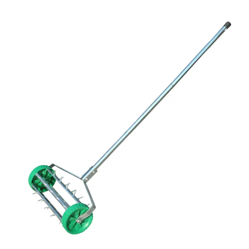 Ofertă de sezon Outsunny Rastrello Scarificatore da Giardino con Ruote, 135x42x15cm